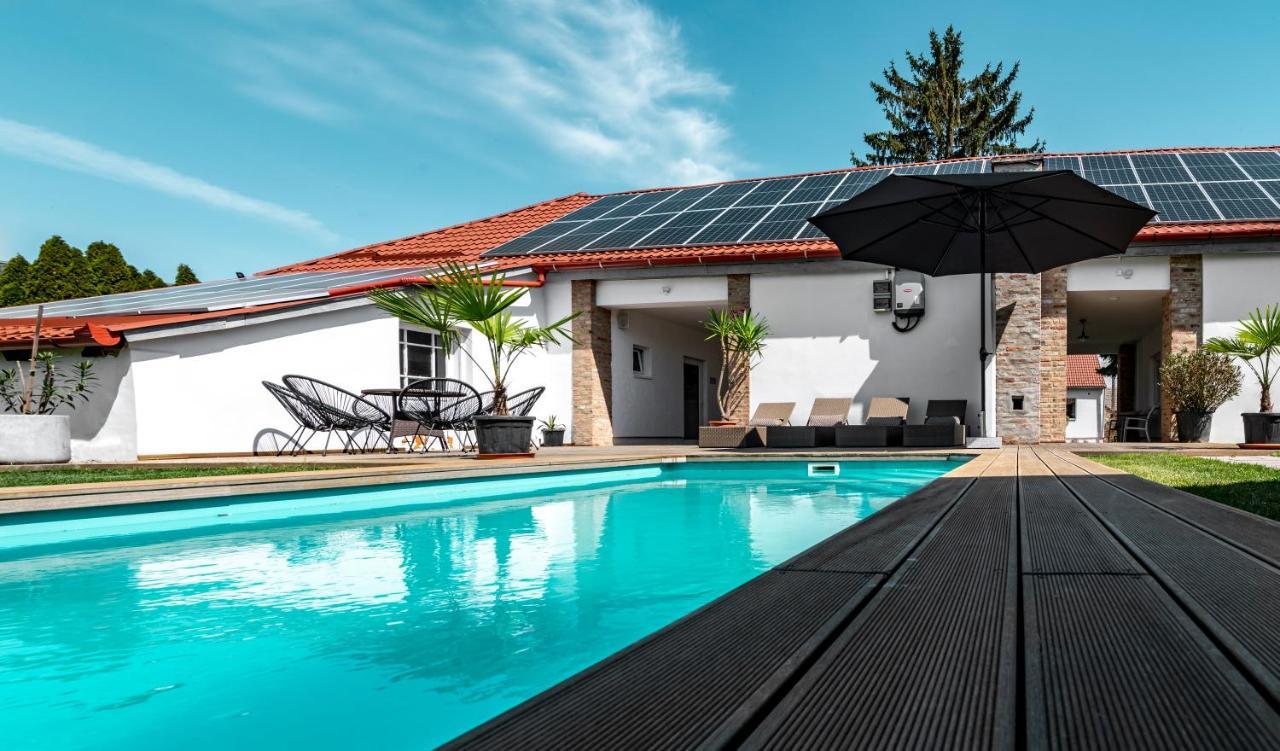 Bed and Breakfast Szent Gyoergy Kuria Kisharsány Zewnętrze zdjęcie